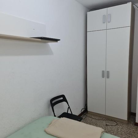 Piso Habitacion Барселона Екстериор снимка